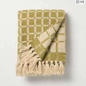 NWT Grid Throw Blanket Green - Hearth & Hand with Magnolia